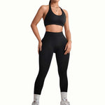 Women's Curva Sculpted Fit Seamless Black Leggings – Breathable, Stretchy, No-See-Through Workout Tights for Running, Gym, and Everyday Athleisure