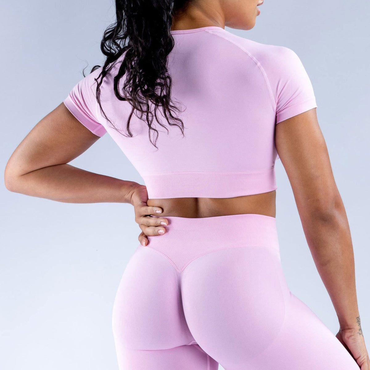 Sculpted Fit Seamless Sports Crop Top