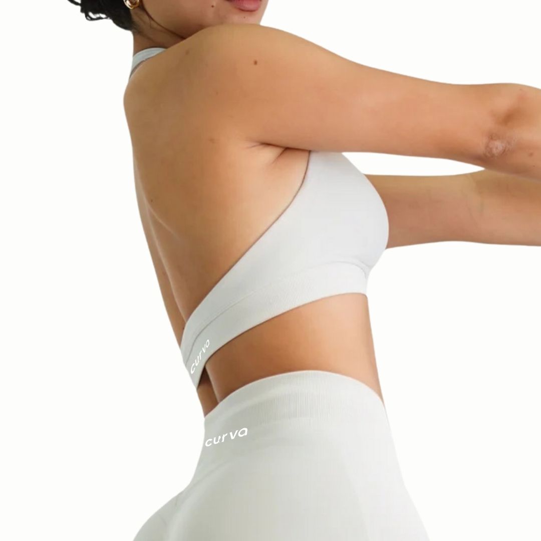 Curva Sculpted Fit Seamless Halter Sports Bra in Beige Grey – High-Neck, Wire-Free, Breathable Activewear for Women’s Yoga, Pilates, and Everyday Athleisure