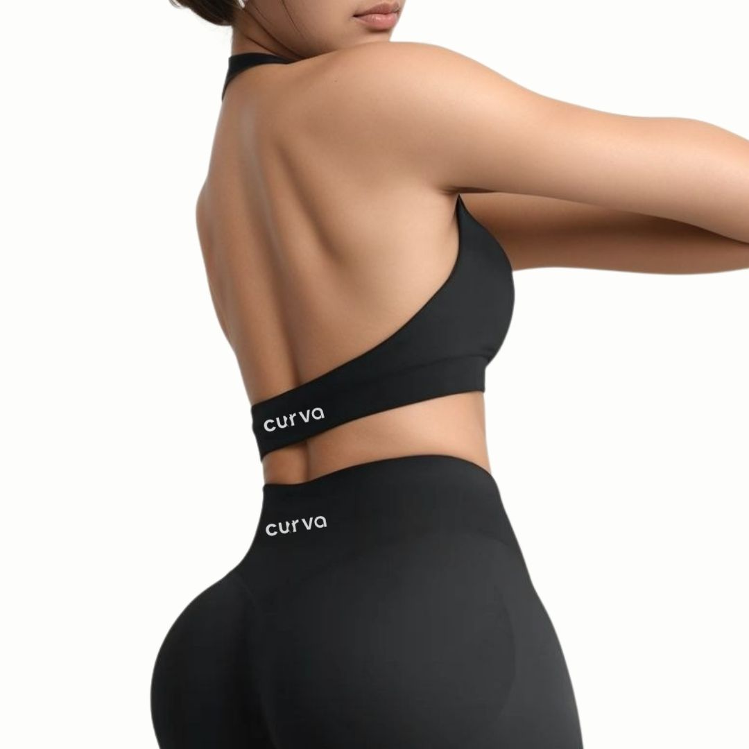 Curva Sculpted Fit Seamless Halter Sports Bra in Black – High-Neck, Wire-Free, Breathable Activewear for Women’s Yoga, Pilates, and Everyday Athleisure