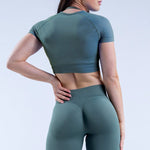 Sculpted Fit Seamless Sports Crop Top