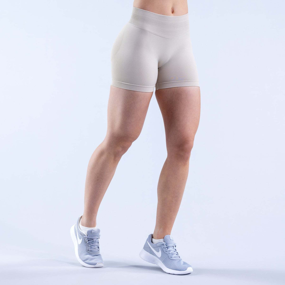 Sculpted Fit Seamless Shorts